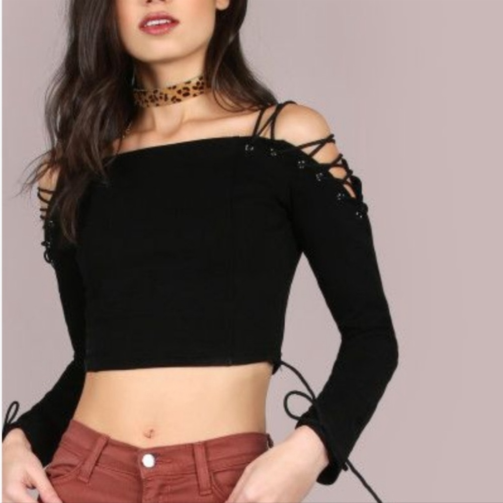 Fashion Nova cropped long sleeve boat neck lace-up shoulder top - Picture 1 of 11
